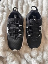 BOYS PUMA TRAINERS SIZE 8 EU