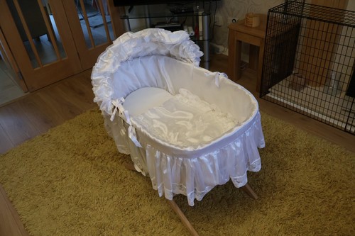 Moses basket with stand - basket,