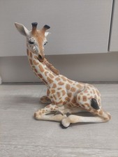 Sitting Giraffe Ornament Figurine Medium Figure Gift Present Giraffe Statue