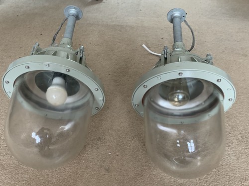 Large vintage industrial - 2,