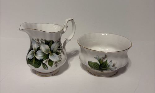 Royal albert trillium - royal,