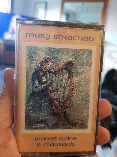 Mary strachan sweet voice - strachan, &