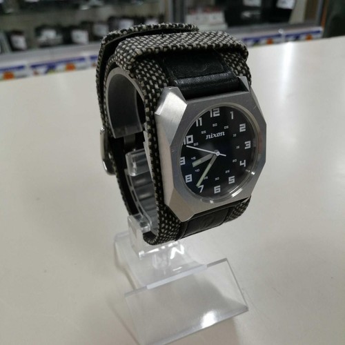 Nixon watch a356 510 used - nixon,