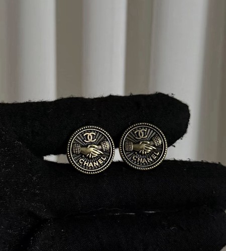 Chanel vintage button - chanel,