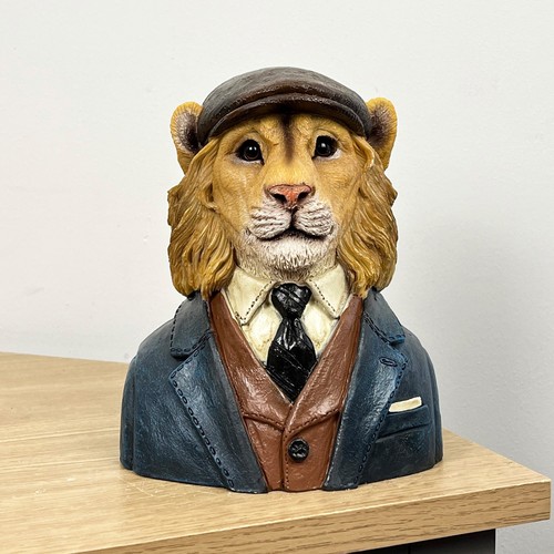 Lion ornament figurine - figurine, cat