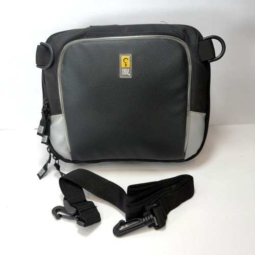 Case logic portable dvd player - logic,