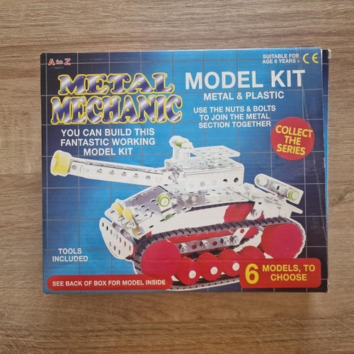 Metal mechanical model - a,