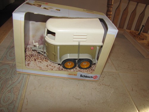 Schleich horse trailer farm - trailer,
