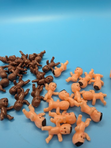 Mini plastic baby figurines - baby,