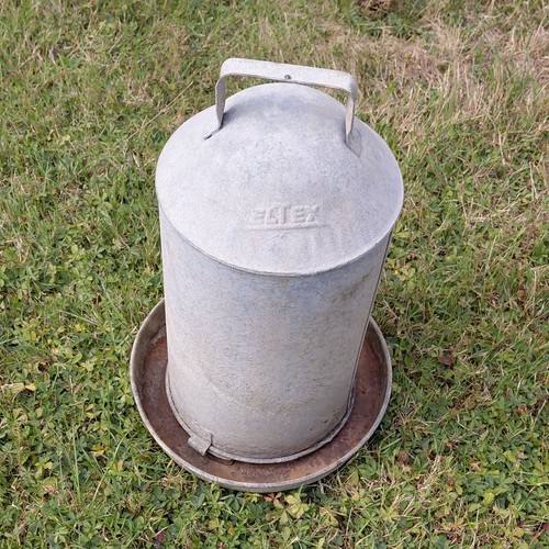 Galvanised bird drinker - galvanised, 2