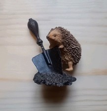 Hedgehog With Trowel Bowbrook