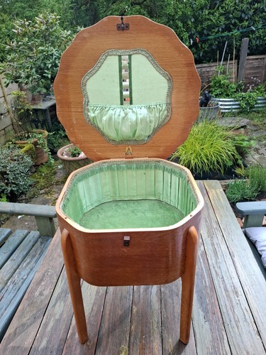 Vintage sewing box - vintage, by