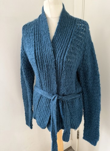 Fat face teal blue mohair - face,
