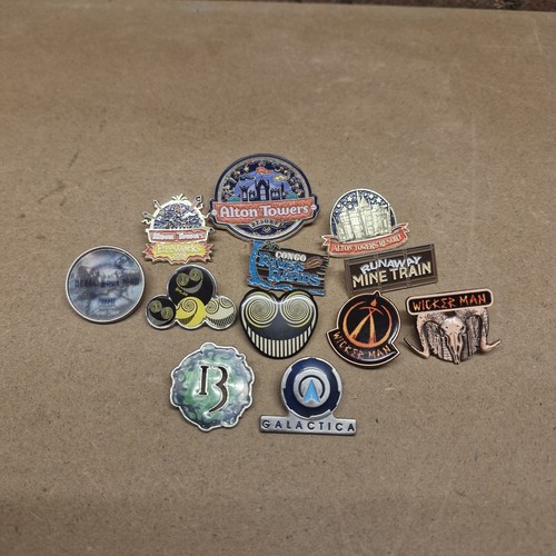 Alton towers pin badge - alton,