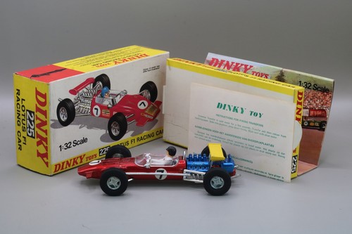 Dinky 225 lotus racing car - lotus, f1