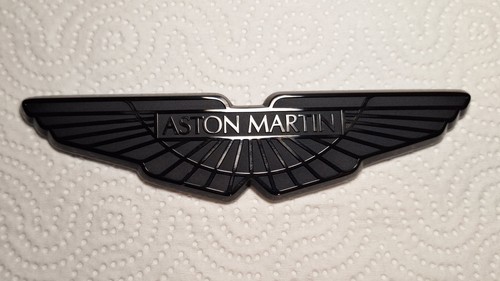 Aston martin badge original - martin,
