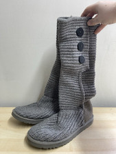 UGG Classic Cardy Button