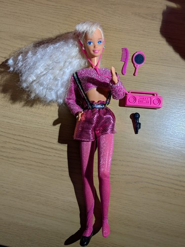 Dance moves barbie mattel - moves,