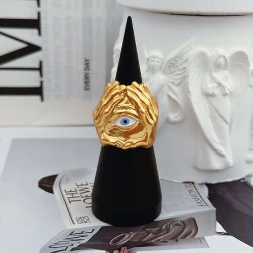 Schiaparelli blue eye - schiaparelli, hand