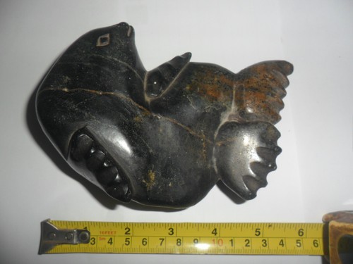 Inuit carving basking seal - inuit,