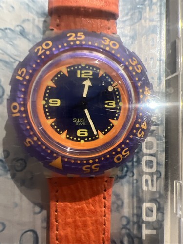 Swatch scuba 200 - 200, island
