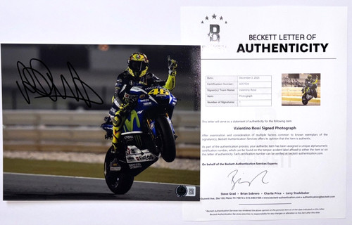 Valentino rossi signed - valentino, 8x10