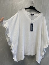 Saloos White V-Neck Scalloped