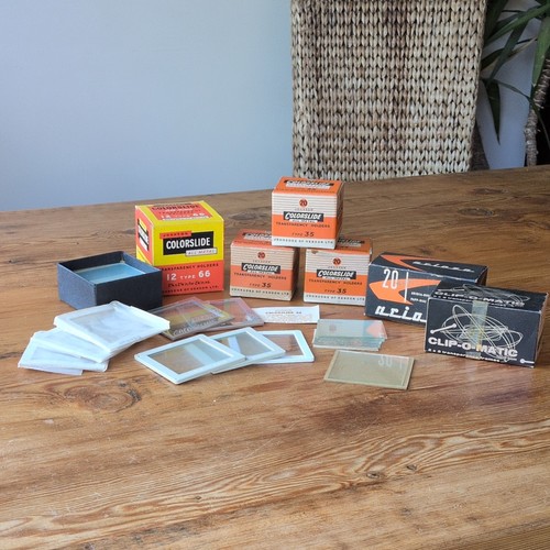 Job lot vintage slide mounts - lot,