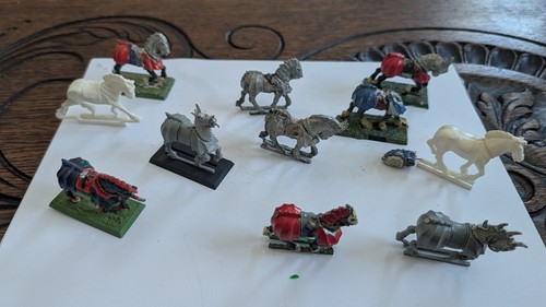 Warhammer chaos horses x11 - warhammer,