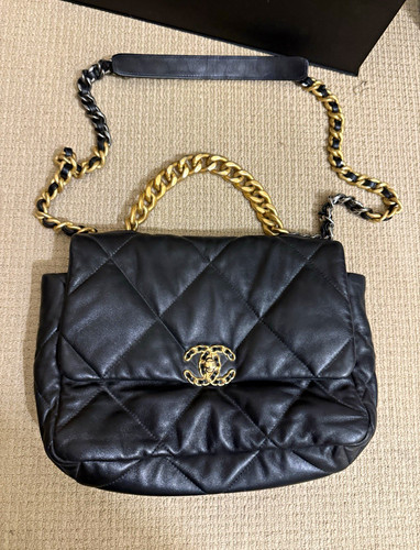 Chanel medium black - chanel,