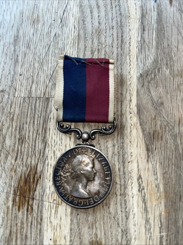 Raf long service medal - long,