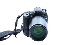 OLYMPUS E-5 DSLR Camera & Olympus Zuiko 50-200mm f/2.8-3.5 Lens -P34