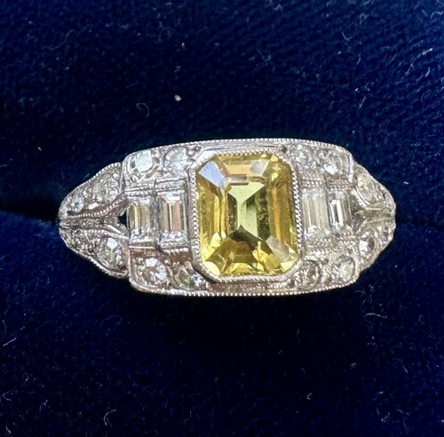 Yellow sapphire and diamond - sapphire,