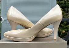 Beige/Gold Shoes - Linea  Raffaelli ‘Sheena’ Size 40 (6 1/2). 