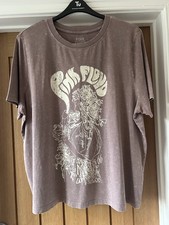 BNWT TU Vintage Distressed