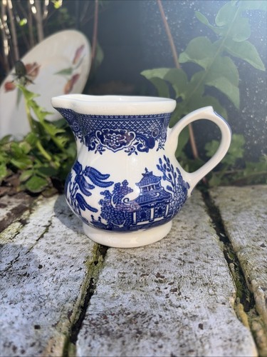 Churchill england blue willow - churchill,