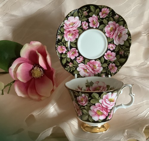 Vintage royal albert flora - albert,