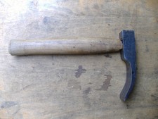 CONTEMPORARY HAND ADZE/HAMMER