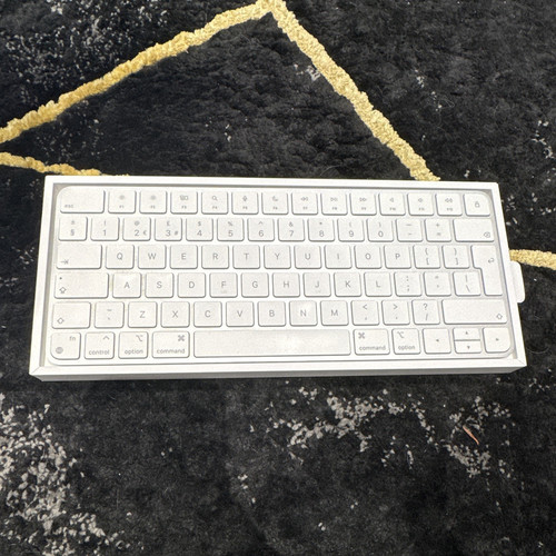 Apple magic keyboard compact - keyboard,