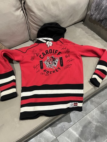 Cardiff devils signed men - signed, men’s