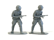 2 x AIRFIX. 1970's WWII RUSSIAN 'RED ARMY' INFANTRY SOLDIERS. 1/32 ORIGINALS