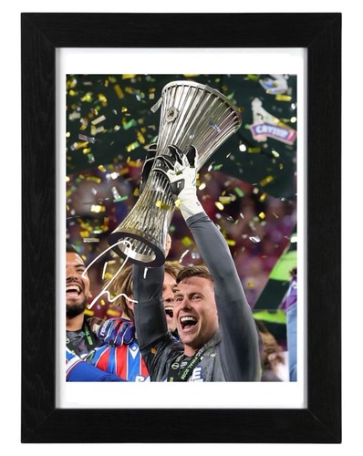 Dean henderson signed - henderson,