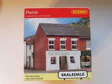Hornby R9831 Skaledale Florist