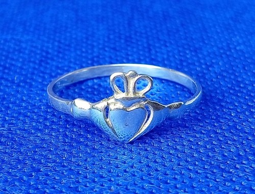 Sterling silver claddagh ring - silver,