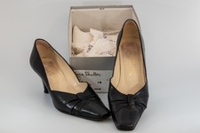 Stylish Black Leather Ladies