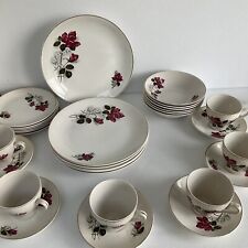 Crown Clarence Staffordfordshire Dinner and Breakfast Service Set 30 pieces