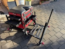 Daiwa D100SB Fishing seatbox with platform