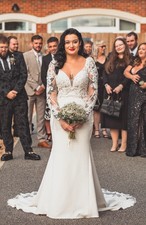 Maggie Sottero  Nikki Wedding Dress Size 10 Ivory