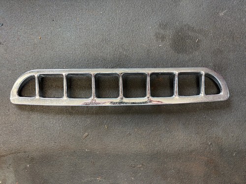 Mgb bonnet air intake vent - mg,