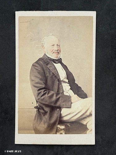 Cdv smart man - smart, hand
